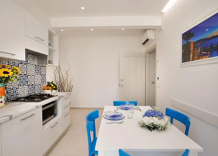 Sorrentolife Apartman *